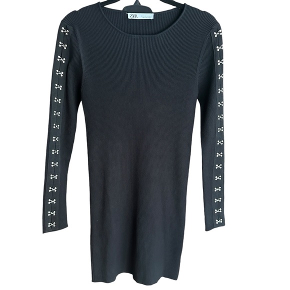 Zara Dresses & Skirts - Zara Edgy Black Dress on Fire Super Sexy Thick Knit Muni w/ Hook Clasps (L)